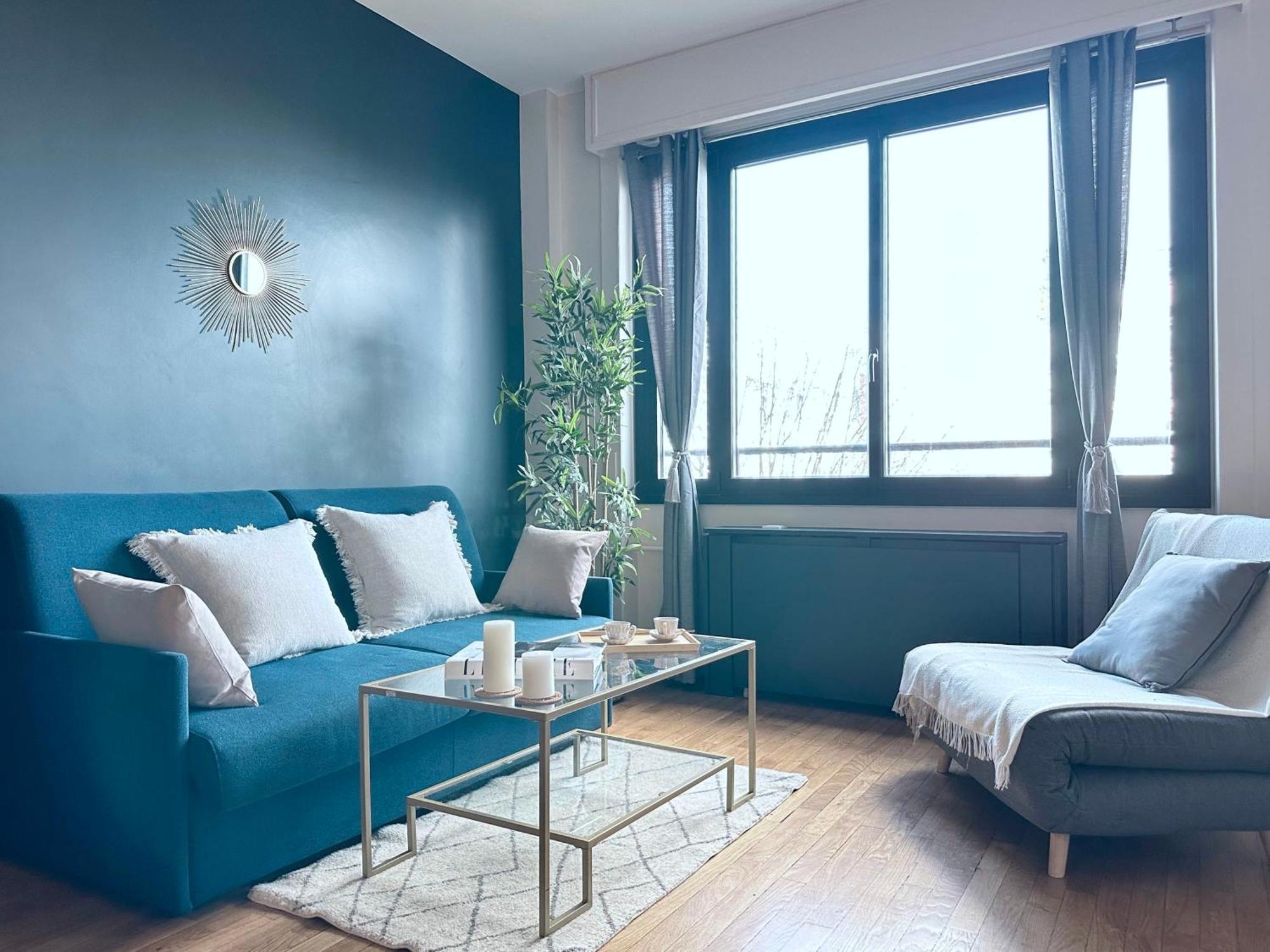 Stylish Apartment With A Balcony In باريس المظهر الخارجي الصورة