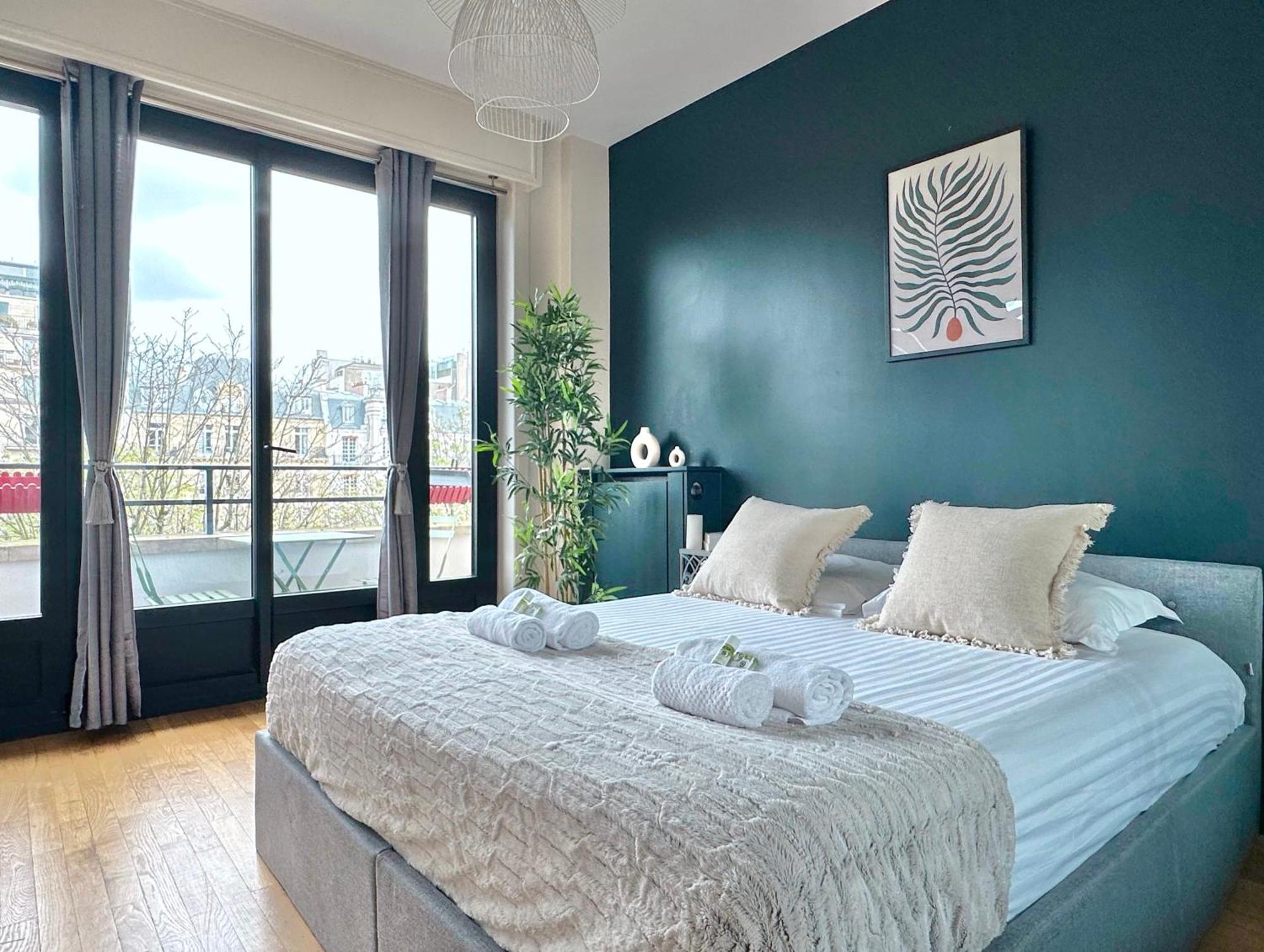 Stylish Apartment With A Balcony In باريس المظهر الخارجي الصورة